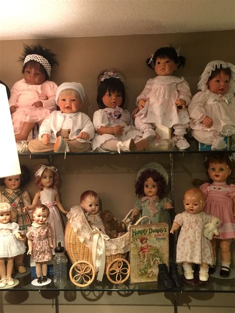 Dolls In Dolls .